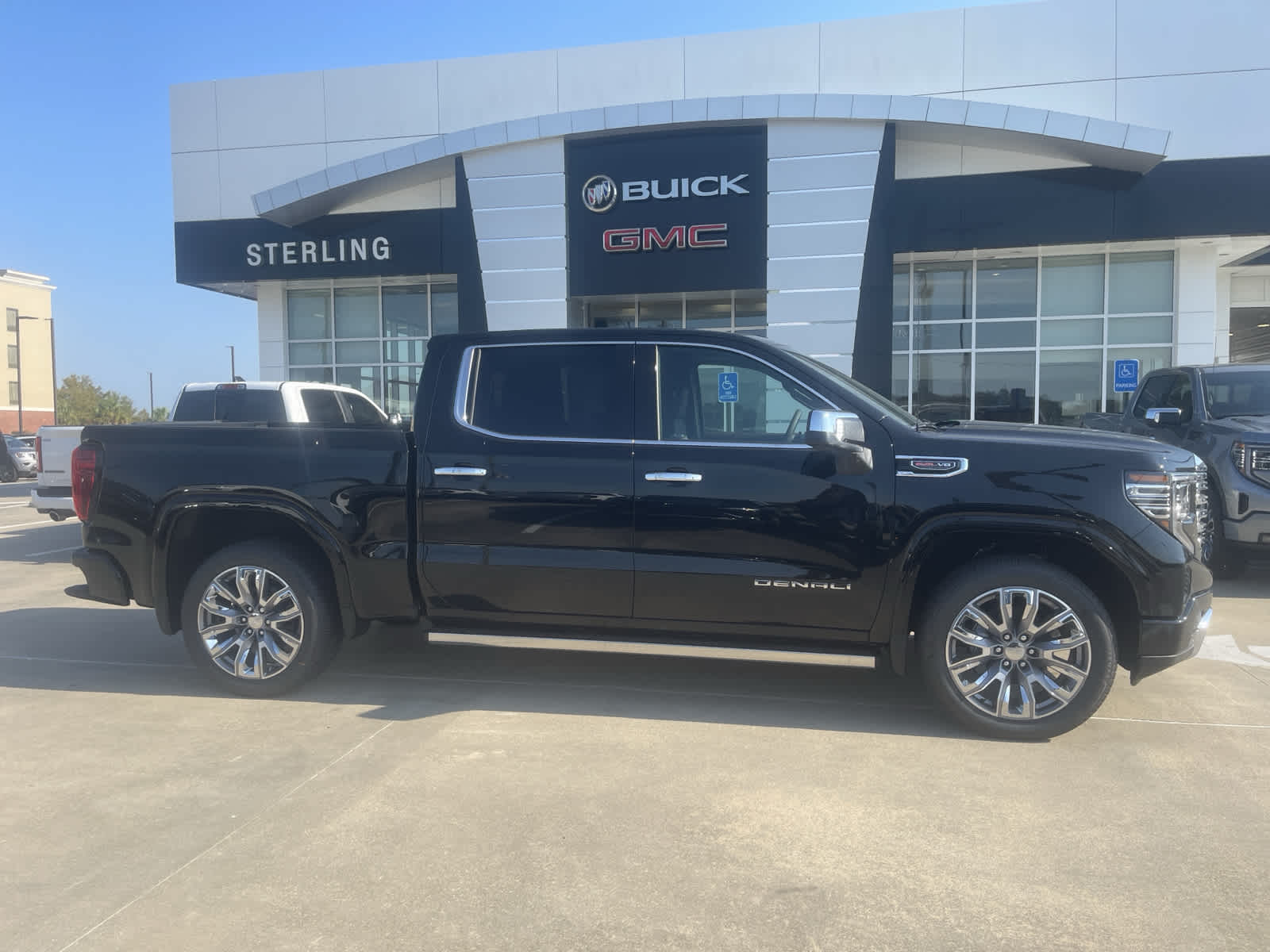 New 2024 GMC Sierra 1500 Denali