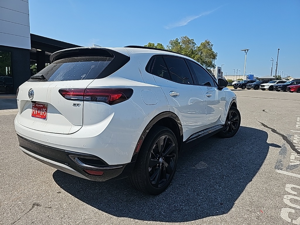 2023 Buick Envision Essence photo 23