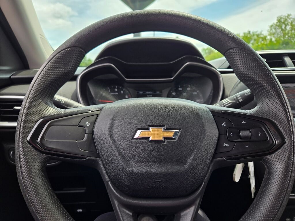 2021 Chevrolet Trailblazer LS photo 25