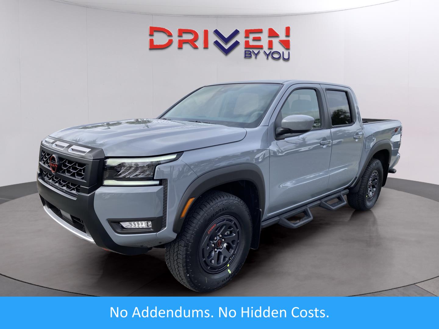 2026 Nissan Frontier PRO-4X's photo