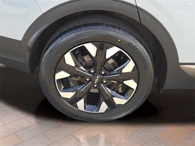 2023 Kia Sportage X-Line photo 4