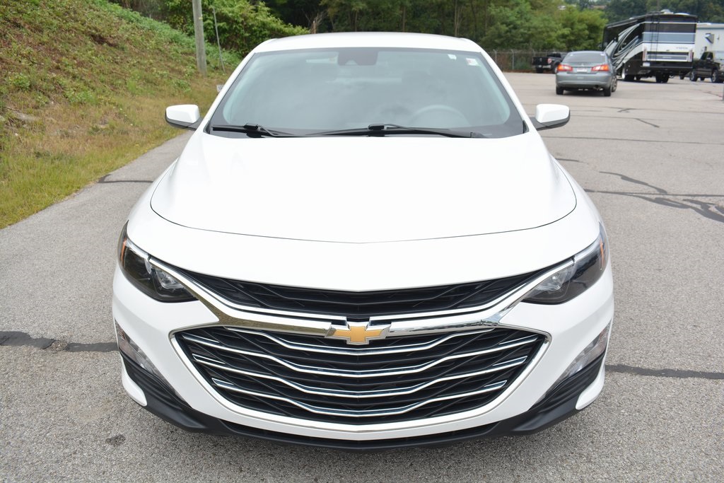 Used 2023 Chevrolet Malibu 1LT with VIN 1G1ZD5ST0PF213711 for sale in Wellsburg, WV