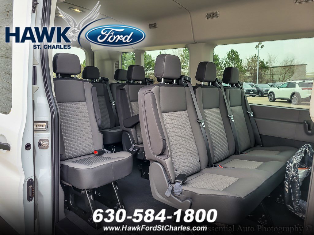 2025 Ford Transit Passenger XLT photo 7