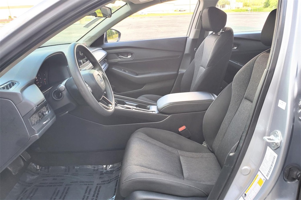 2024 Honda Accord EX photo 9