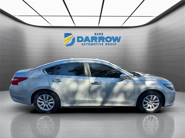2016 Nissan Altima 2.5 S photo 4