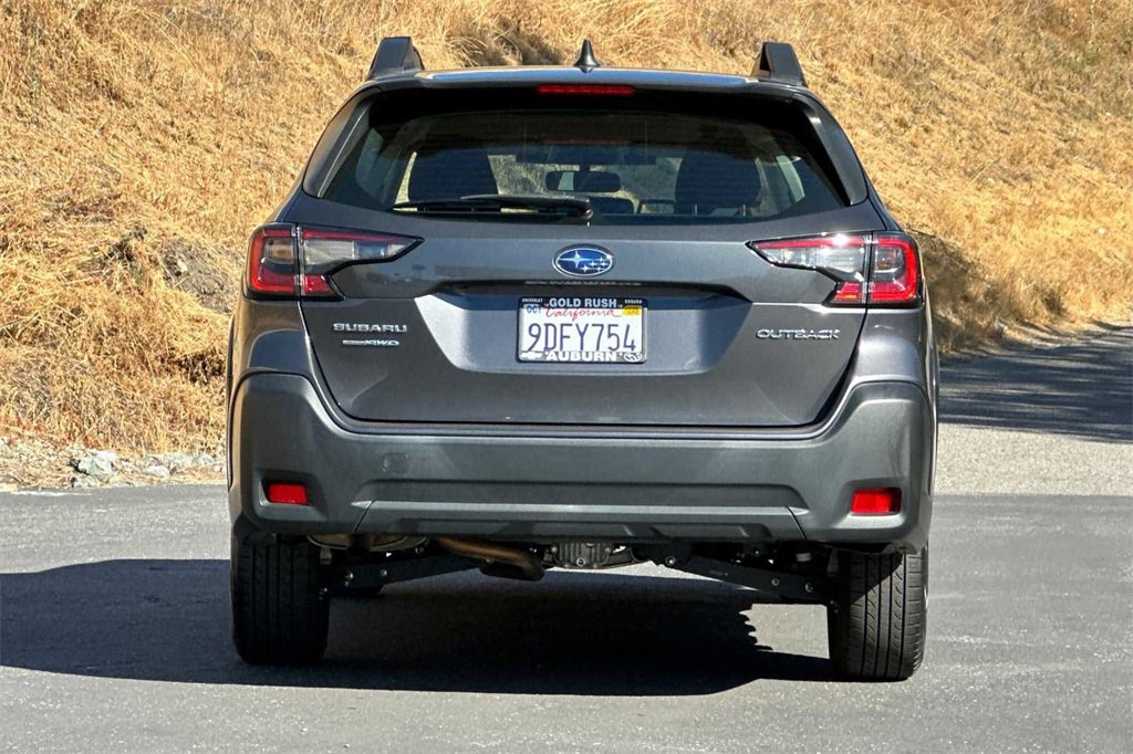 2023 Subaru Outback 2.5i photo 5
