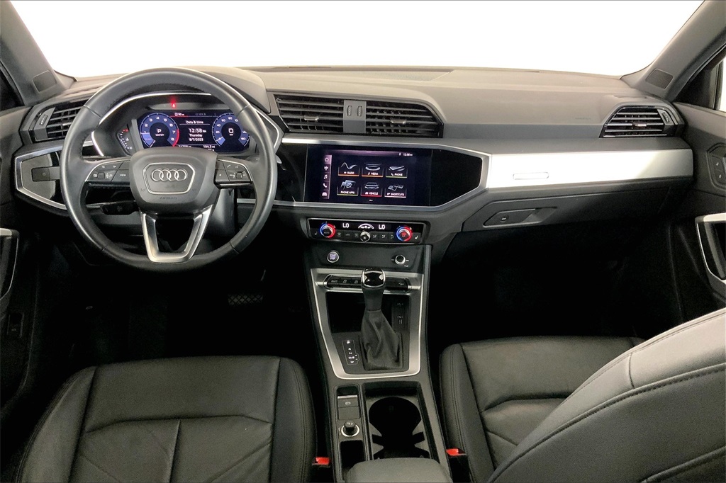 2020 Audi Q3 S line Premium photo 14