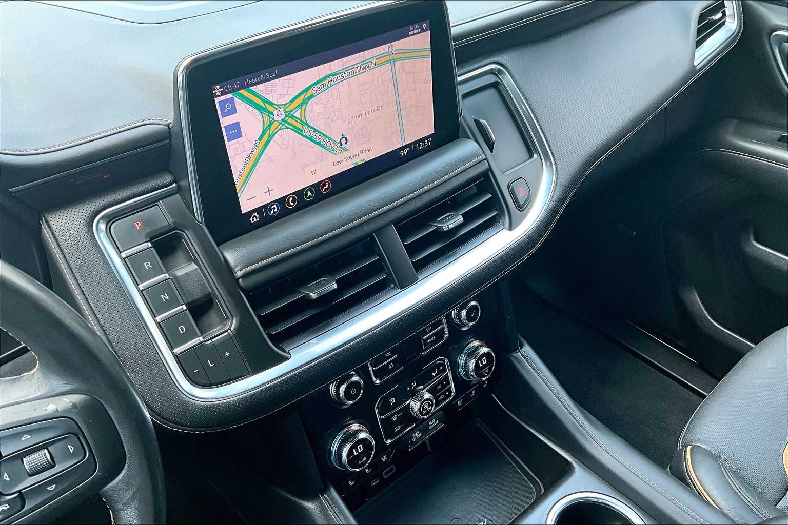 2021 Gmc Yukon XL AT4 photo 6
