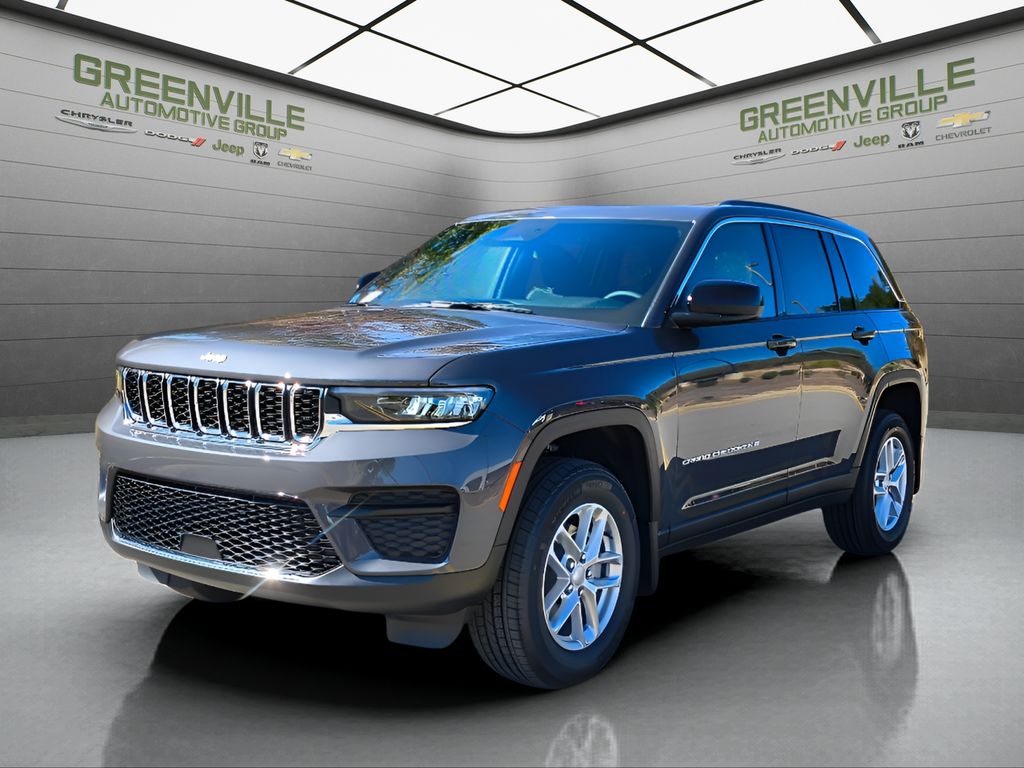 2025 Jeep Grand Cherokee Laredo's photo
