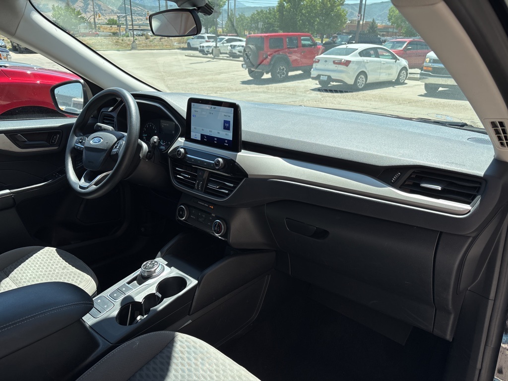 2022 Ford Escape SE photo 12