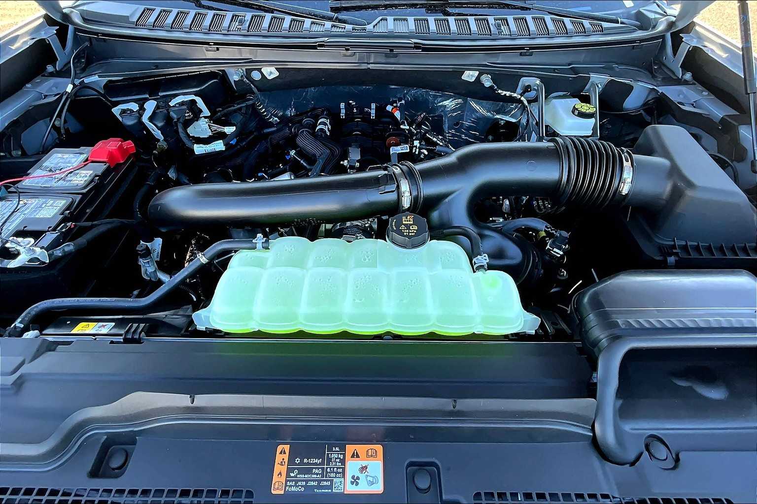 2025 Ford Expedition Platinum photo 14