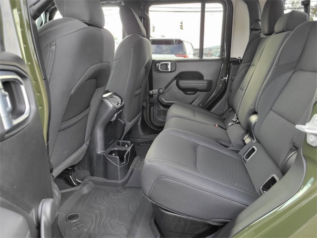 2022 Jeep Gladiator Willys photo 16