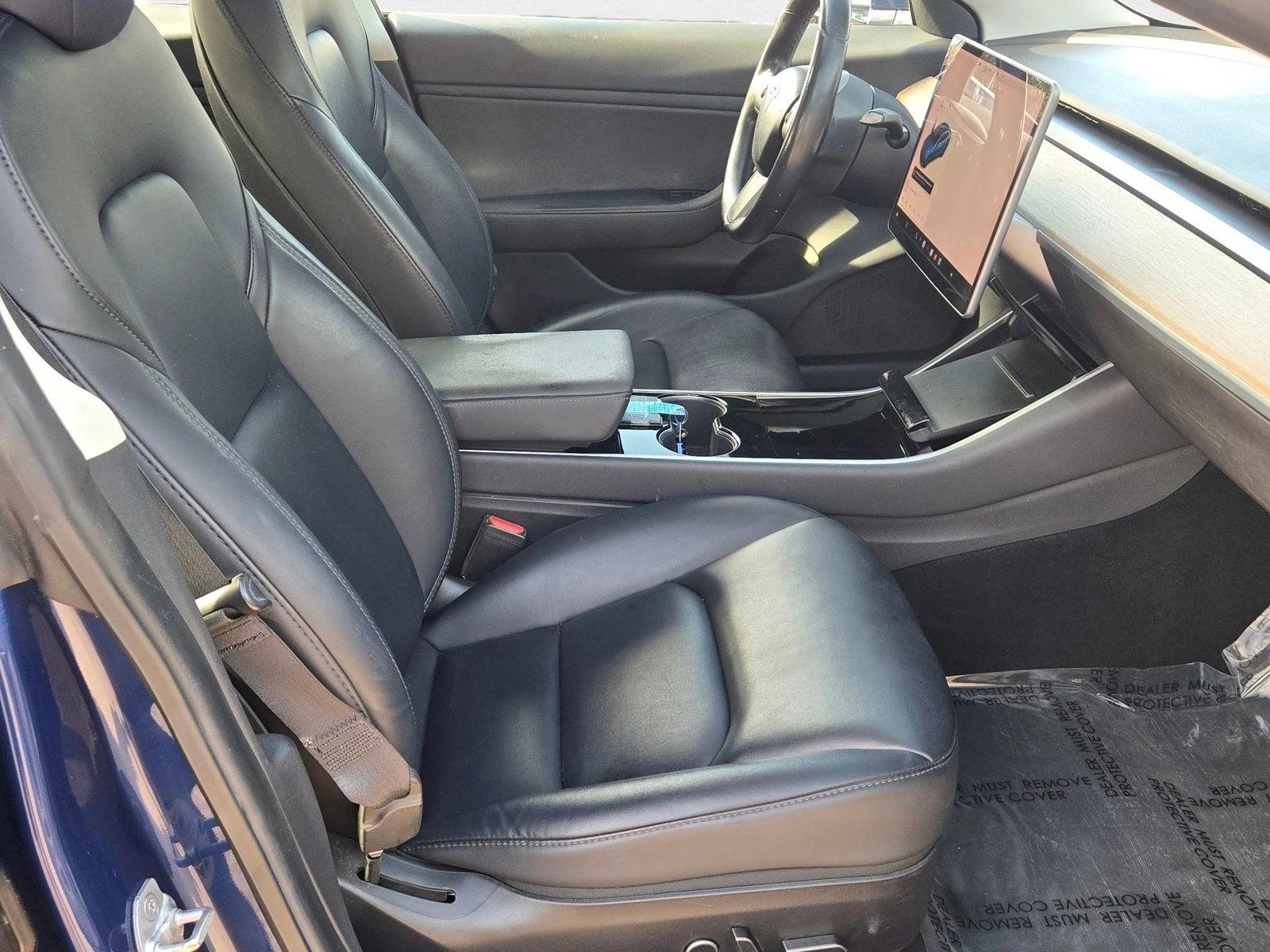 2019 Tesla Model 3 Standard Range Plus photo 18