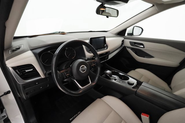 2021 Nissan Rogue SV photo 8