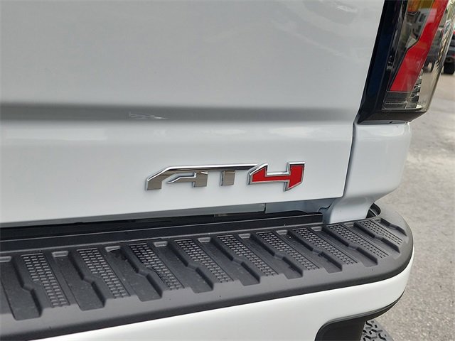 2026 Gmc Sierra 2500 HD AT4 photo 4