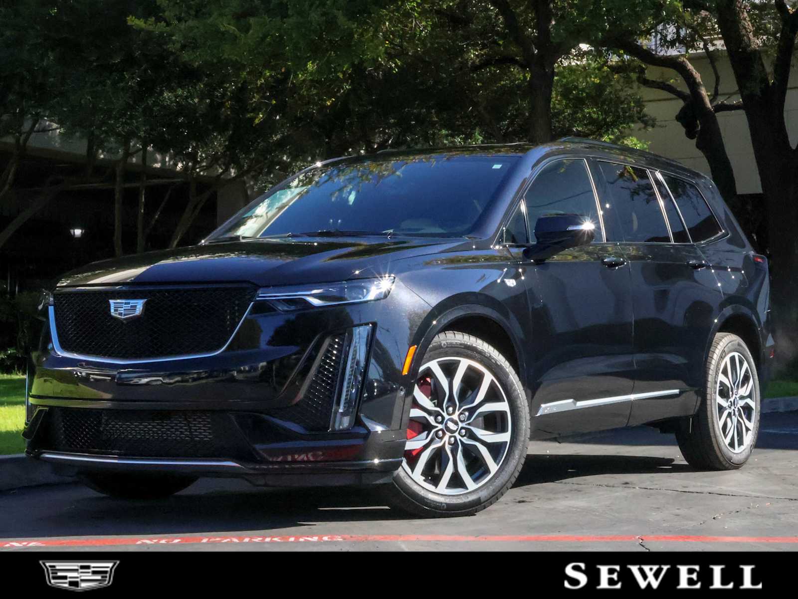 2024 Cadillac XT6 Sport's photo