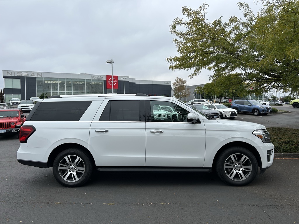 2024 Ford Expedition MAX Limited photo 4
