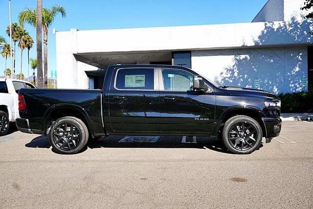 New 2026 Diamond Black Crystal Pearl-Coat Exterior Paint RAM Laramie image 7