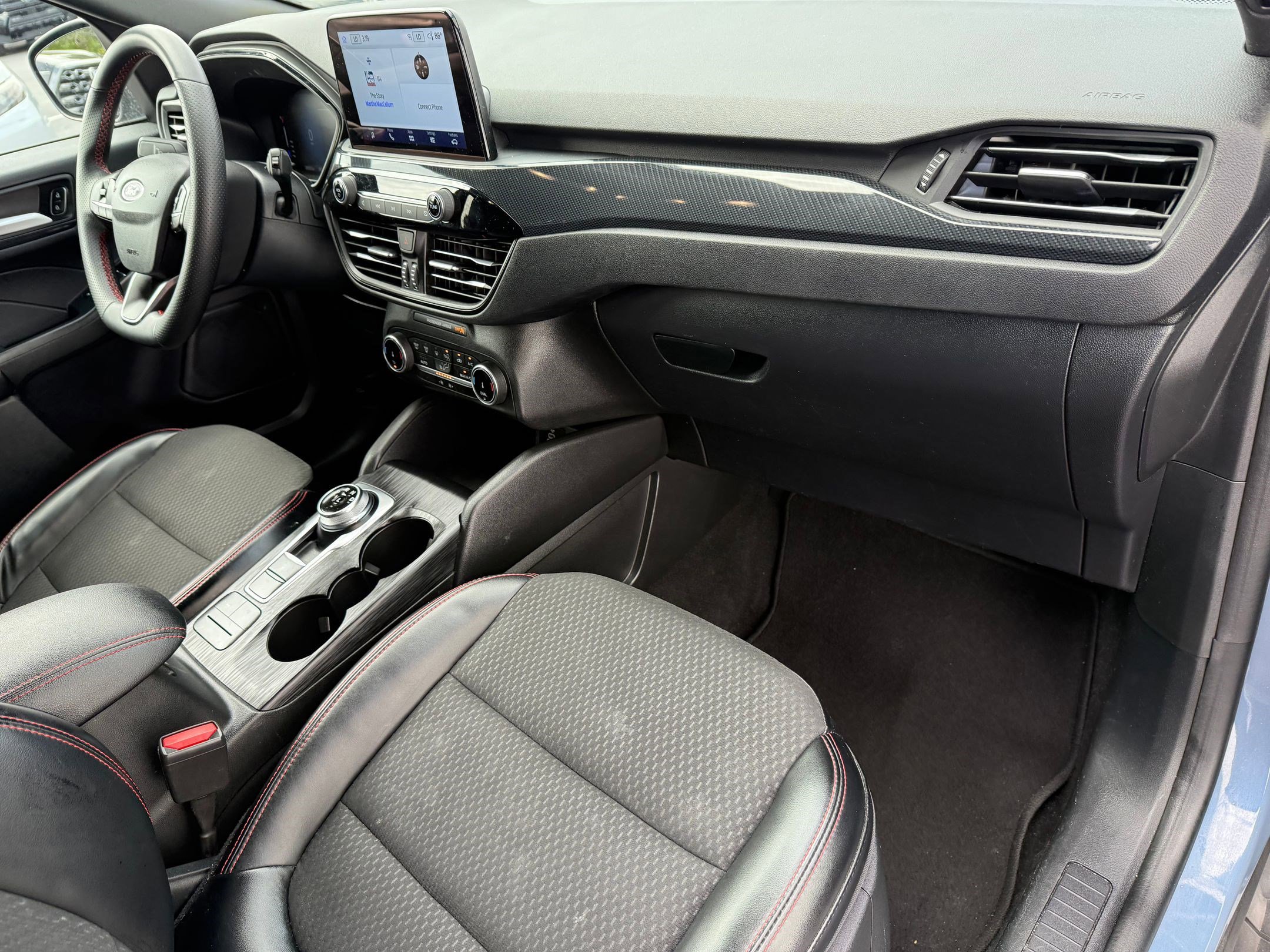 2024 Ford Escape ST-Line photo 31