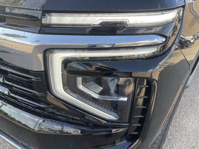 2025 Chevrolet Tahoe LS photo 7
