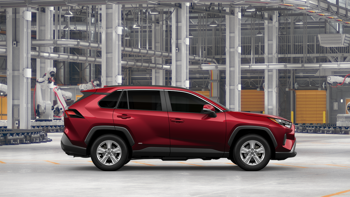 2025 Toyota RAV4 Hybrid XLE photo 11