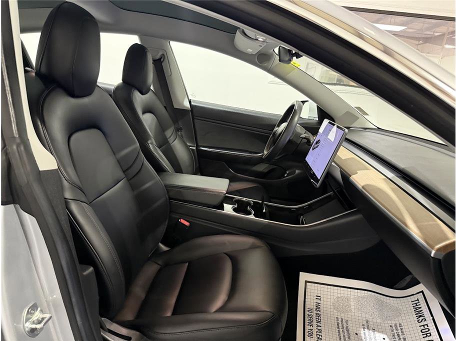 2018 Tesla Model 3 Long Range photo 22