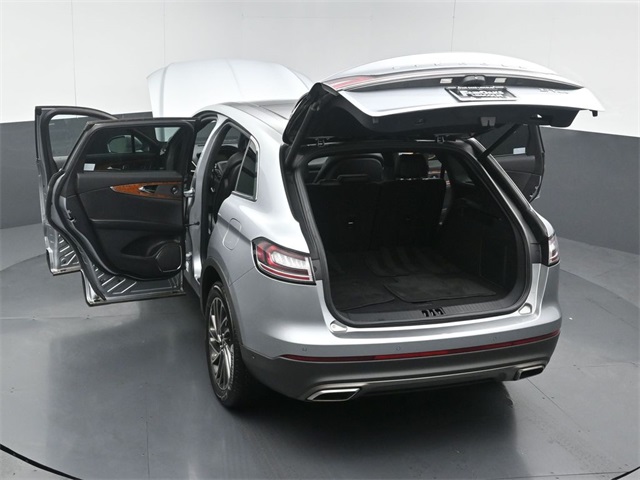 2020 Lincoln Nautilus Reserve photo 52