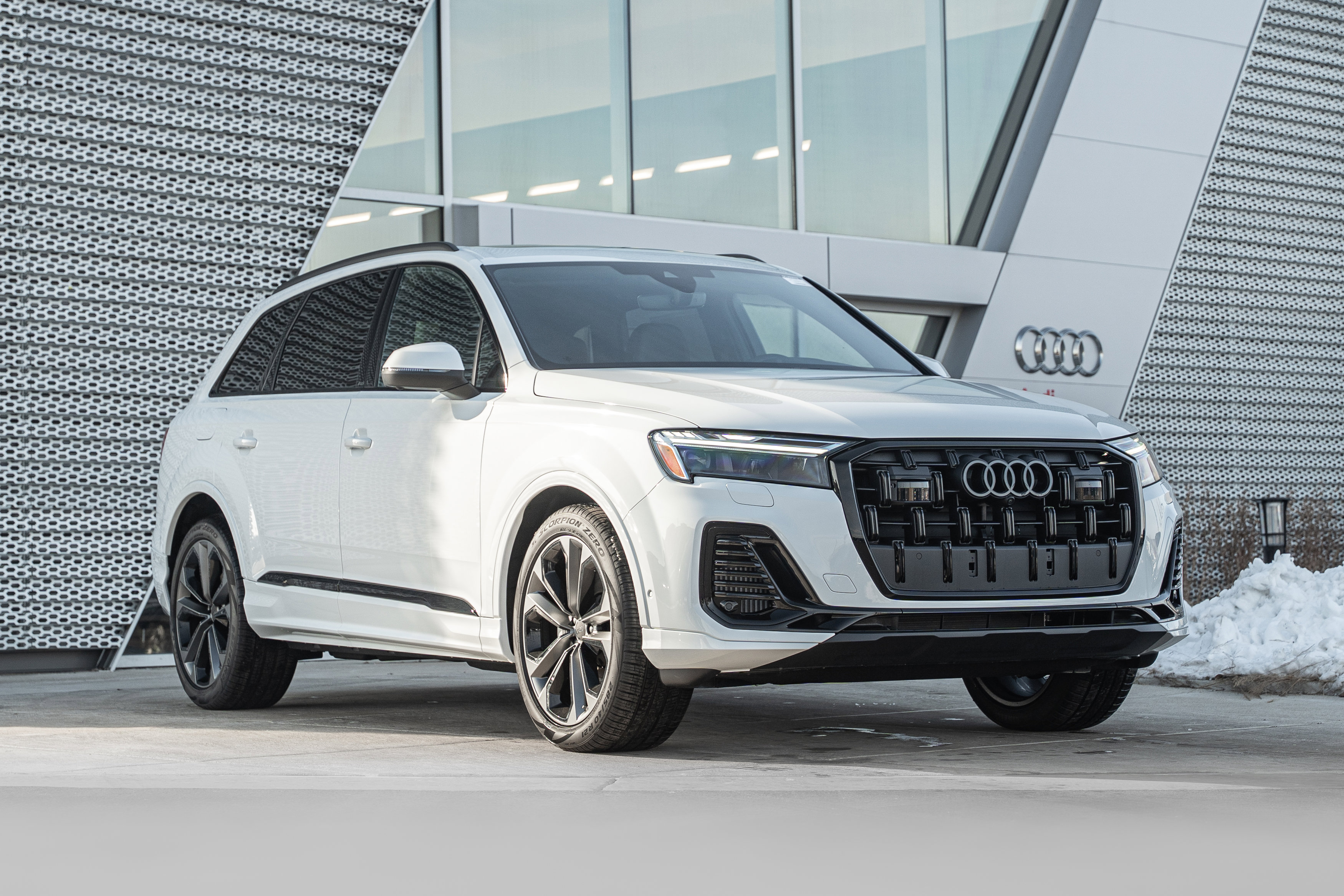 2026 Audi Q7 Premium Plus's photo