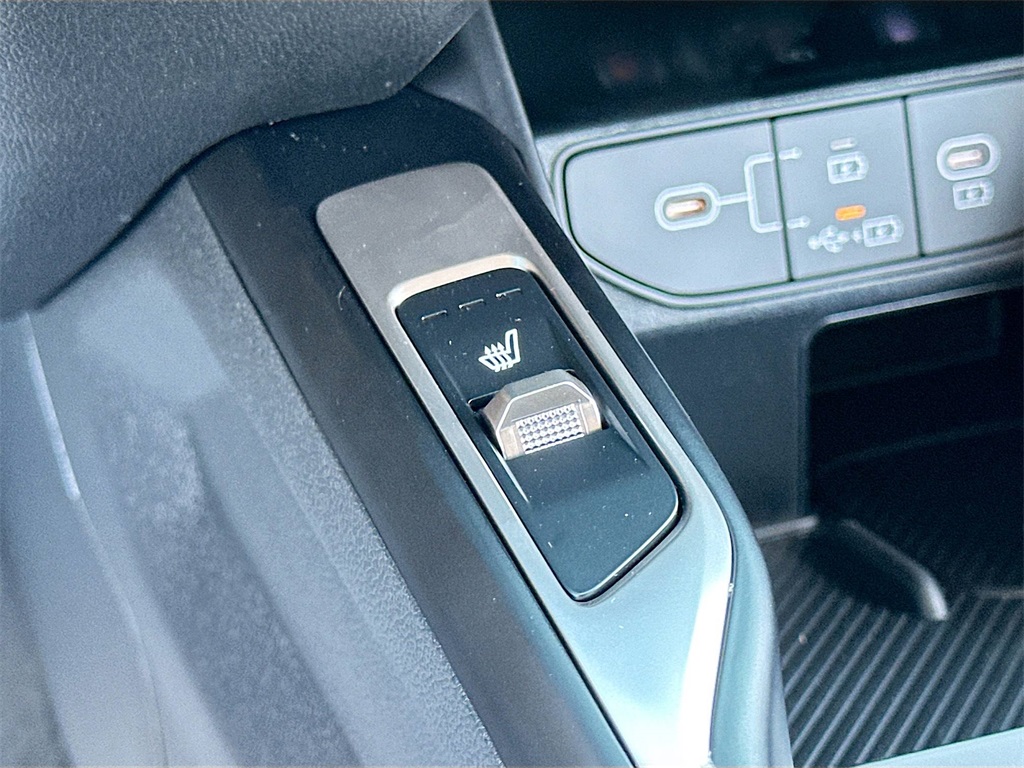 2026 Kia Sorento EX photo 18
