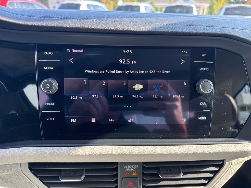 2019 Volkswagen Jetta SEL photo 20
