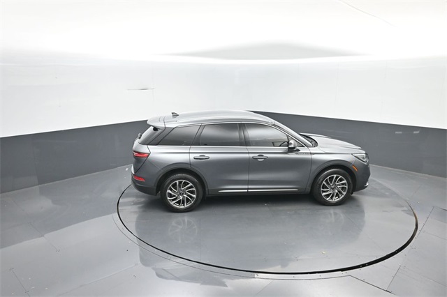 2021 Lincoln Corsair Standard photo 26