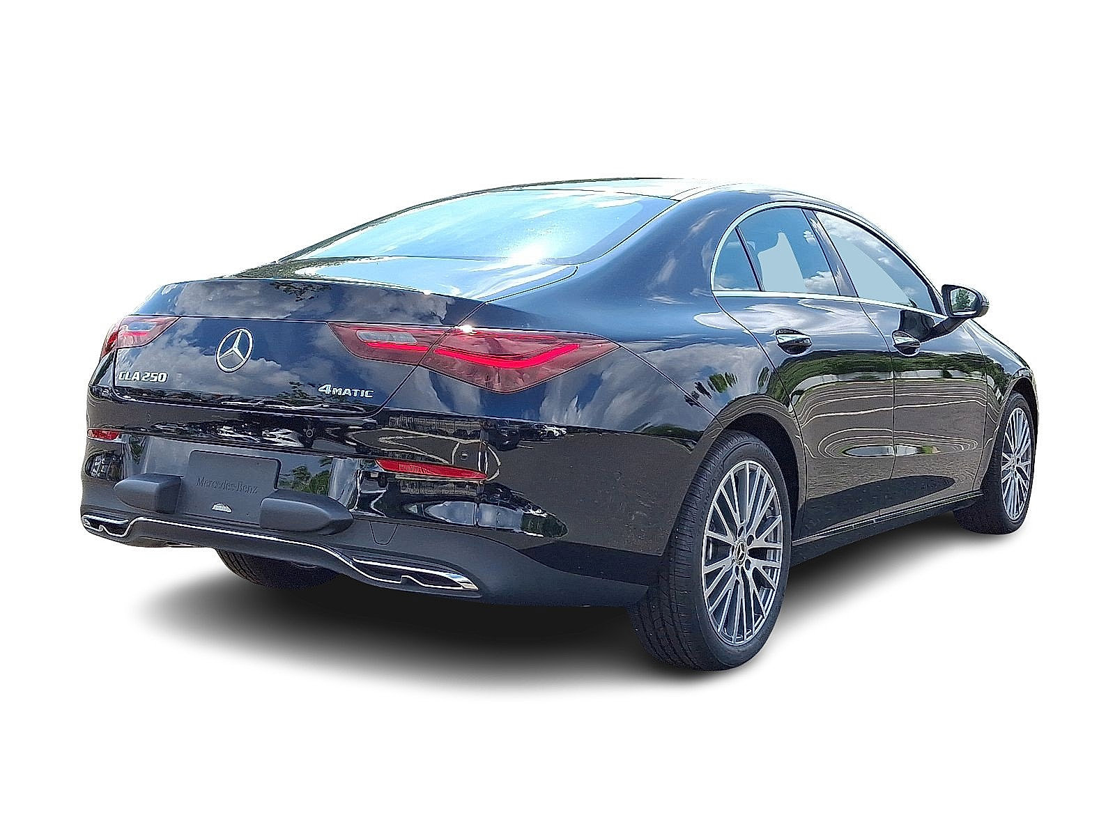 2025 Mercedes Benz CLA 250 4MATIC photo 2