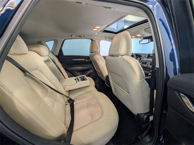 2018 Mazda CX-5 Touring photo 12