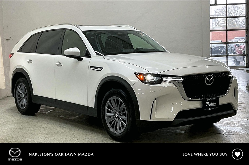 2025 Mazda CX-90 Preferred Package's photo