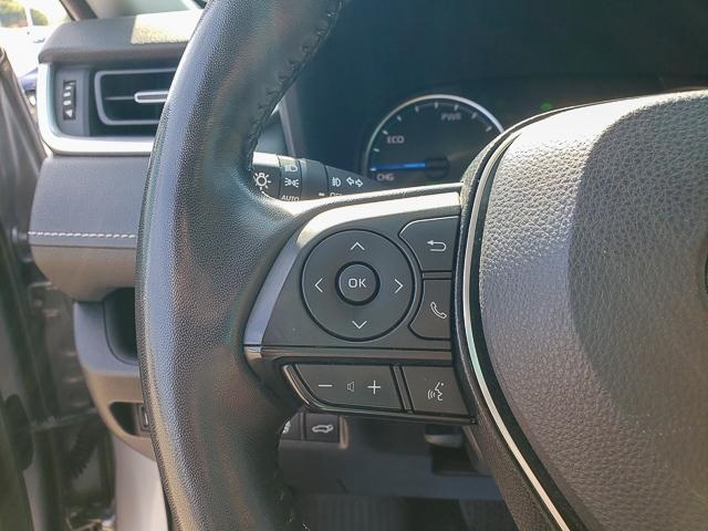 2022 Toyota RAV4 Hybrid XLE Premium photo 16