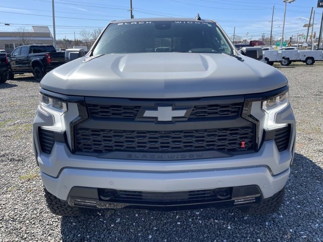 2025 Chevrolet Silverado 1500 RST photo 2