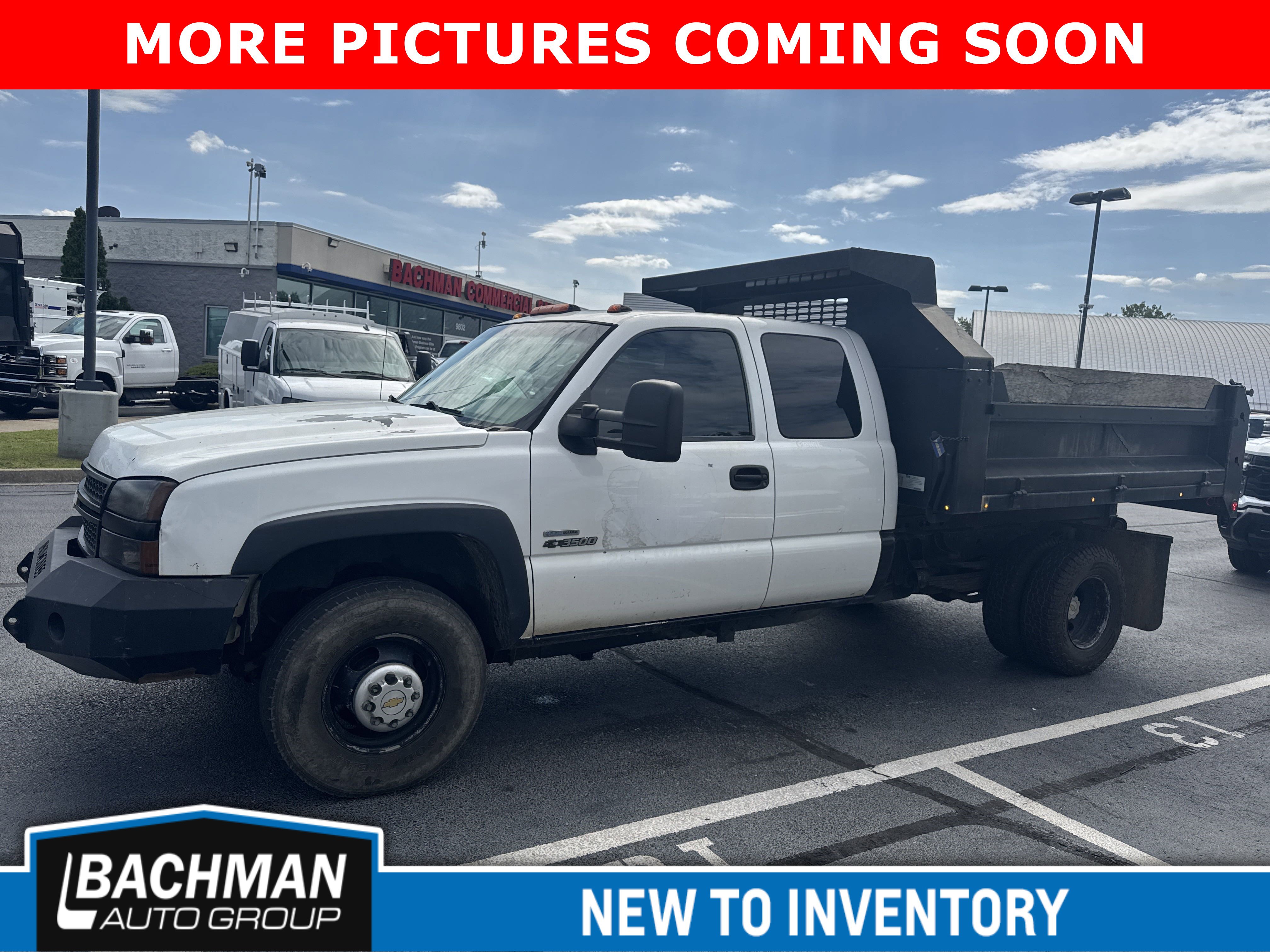 2007 Chevrolet Silverado 3500HD Work Truck photo 3