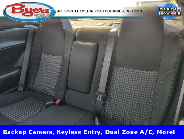 2023 Dodge Challenger SXT photo 2