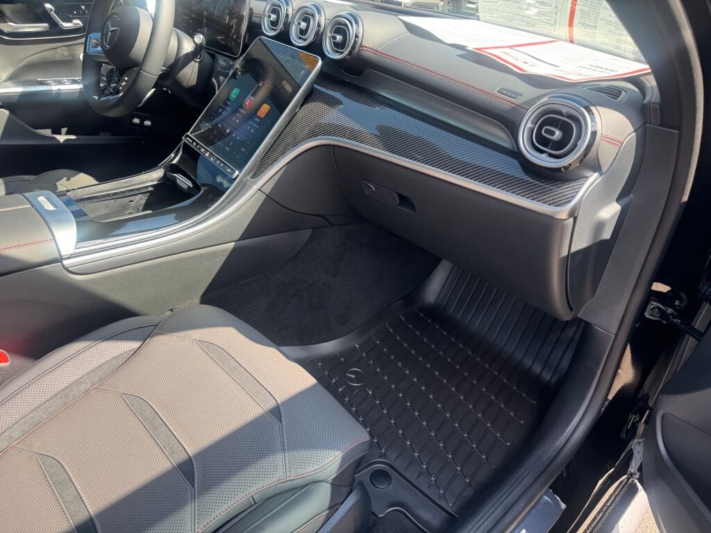 2025 Mercedes Benz C AMG 63 S E PERFORMANCE photo 20
