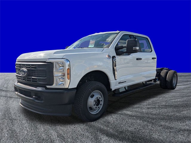 2026 Ford F-350 photo 7