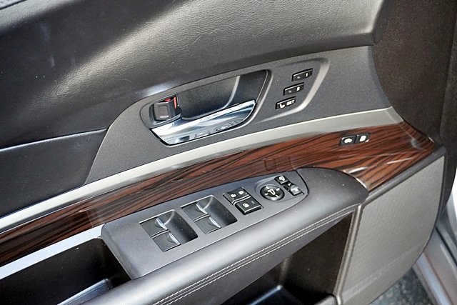 Used 2017 Silver Acura Teknology Pkg image 22