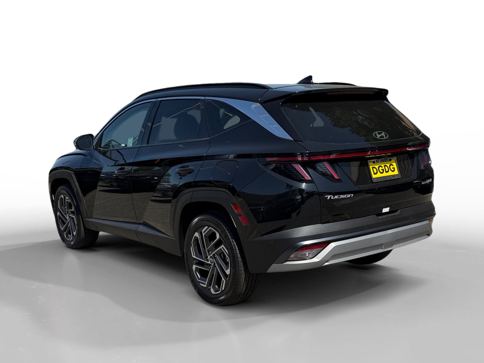 2025 Hyundai Tucson Hybrid Limited photo 2