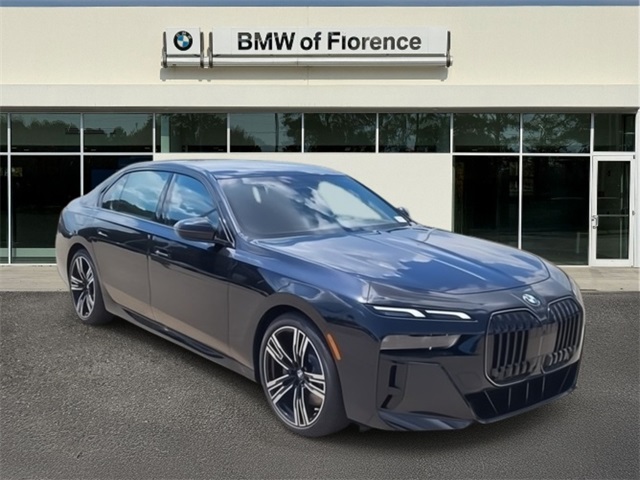 2025 BMW 7 Series 760i's photo