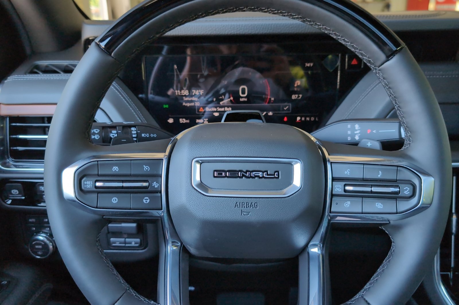 2025 Gmc Yukon Denali photo 22