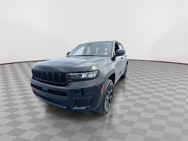 2024 Jeep Grand Cherokee Altitude photo 4