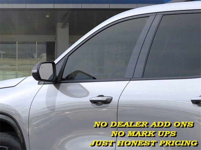 2026 Chevrolet Traverse RS photo 11
