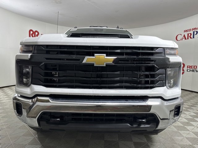 2025 Chevrolet Silverado 3500HD Work Truck photo 2