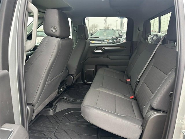 2026 Chevrolet Silverado 1500 LT photo 4