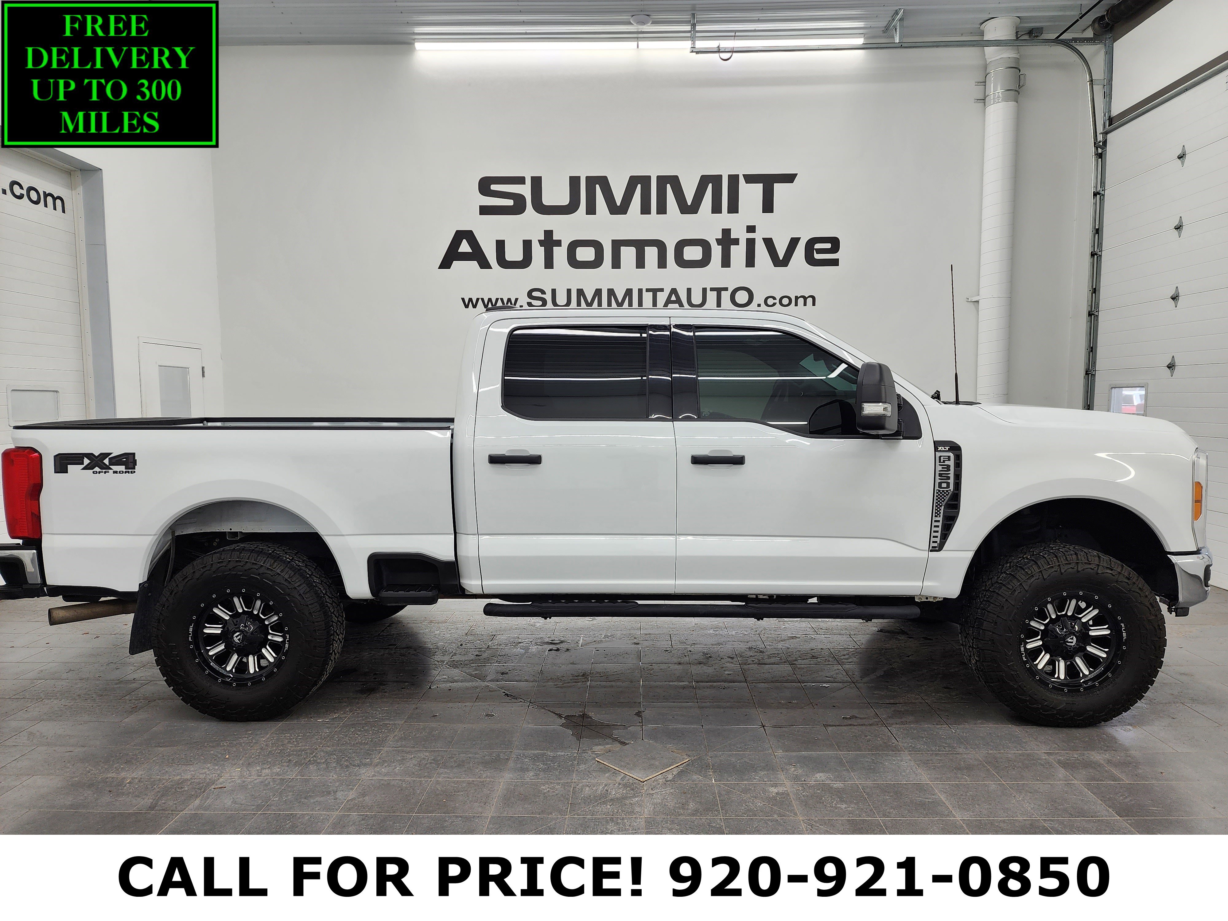 2023 Ford F-350 Super Duty XLT's photo