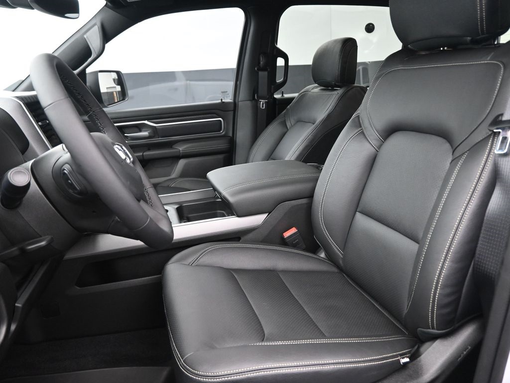2025 Ram 1500 Big Horn Lone Star photo 4